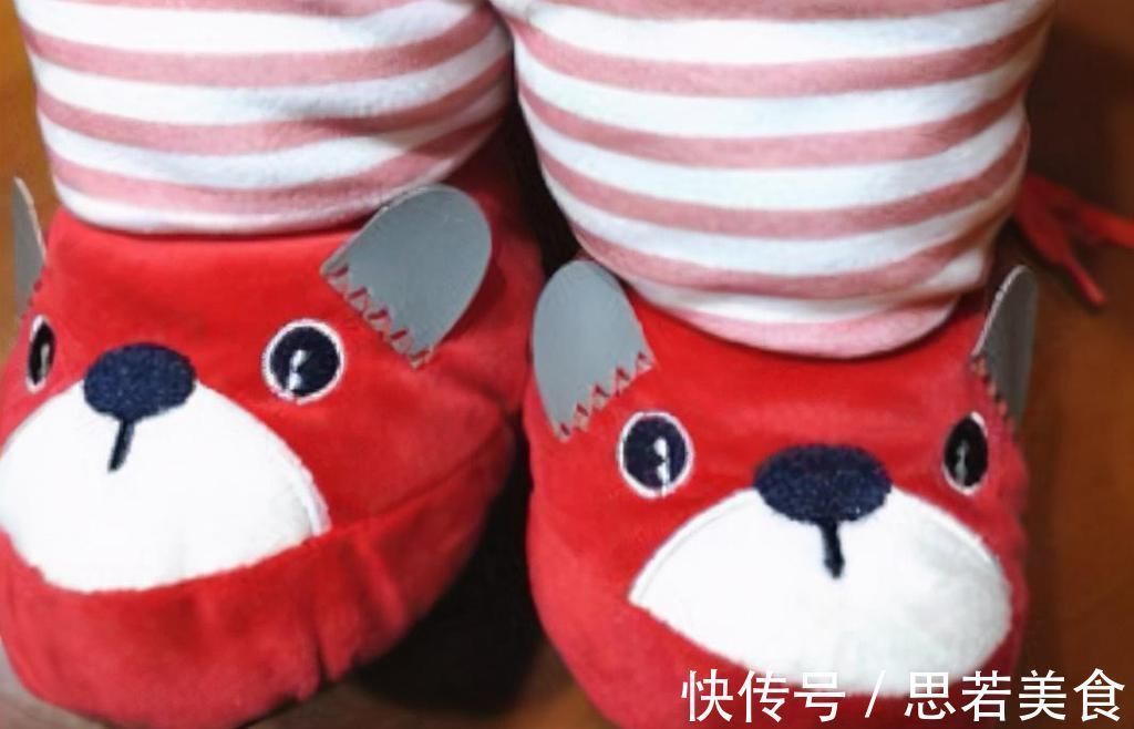 雪地棉|这4种棉鞋进了“黑名单”,伤脚还影响孩子走路,家长赶紧扔掉