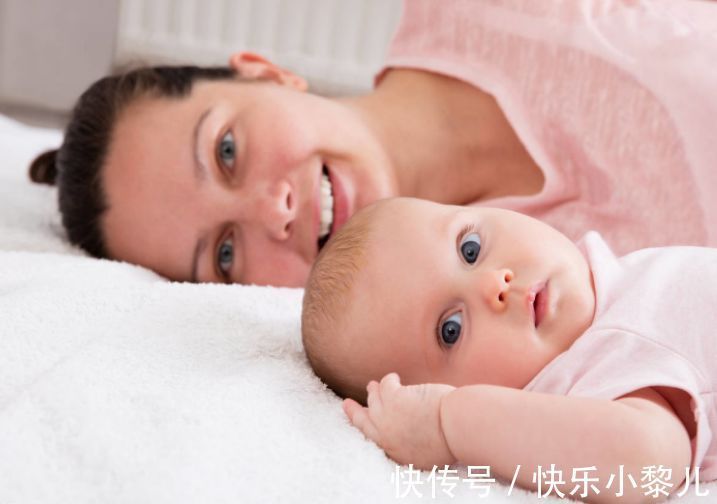 纸尿裤|带宝宝不要盲目相信“老人言”,夏天里需做对4件事,宝宝不受罪