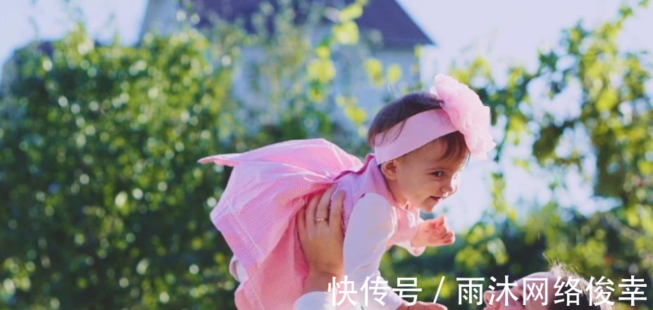 妈妈|要“催”才有奶、月子不用照顾宝宝，母乳喂养常见的4个错误观念