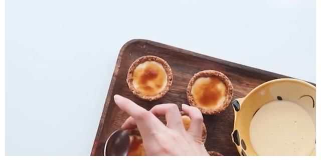 爱做饭的芋头，视频被质疑抄袭猪侨，粉丝力挺反被放鸽子