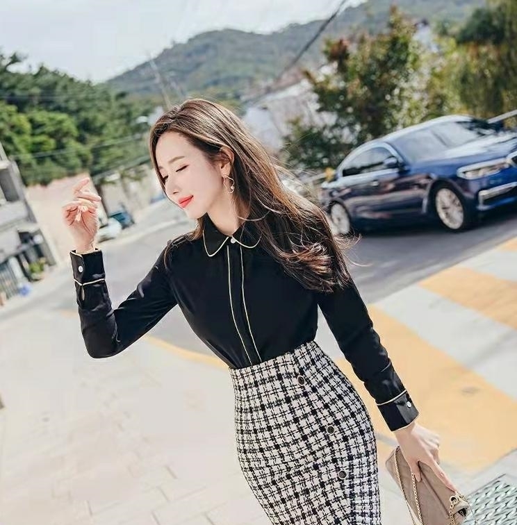 气质 秋冬气质穿搭轻熟风套装,长袖上衣搭配半身鱼尾包臀裙