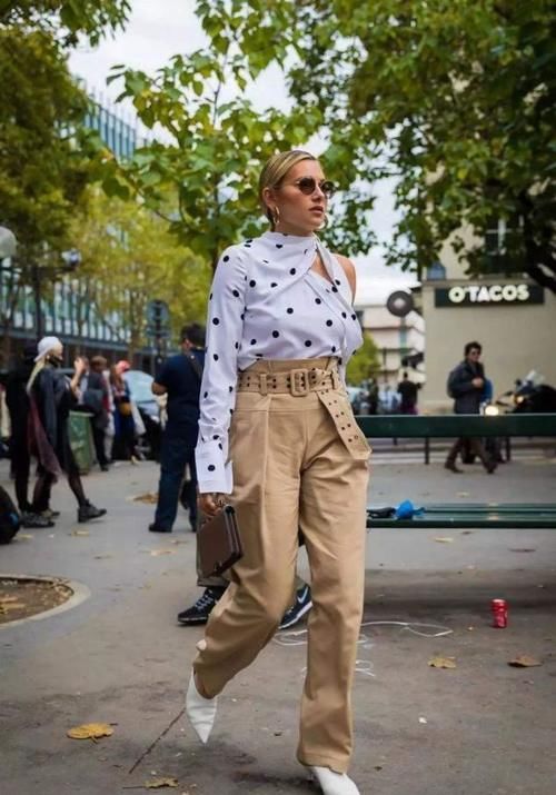 靴子别买太多，有这3双就够了，搭棉袄大衣都好看，显高时髦