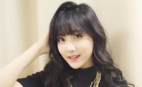 知名女星当众向郭德纲下跪,大喊你别不识抬举!被批没尊严