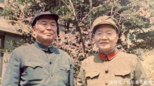 一中|开国少将去连队视察,却发现一中将在连队当兵,立即给他敬礼!