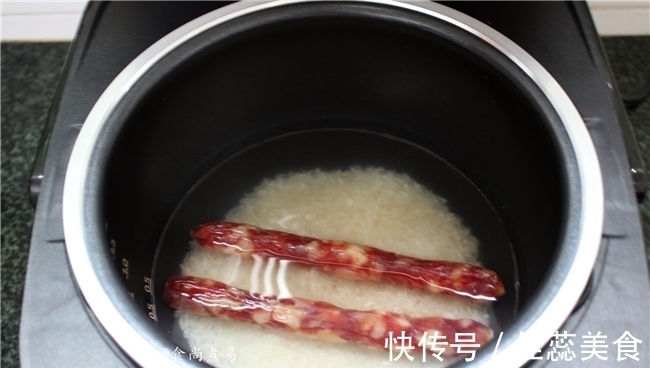 焖饭|秋天,不妨试试此款焖饭,简单快捷又好吃,增强身体免疫力