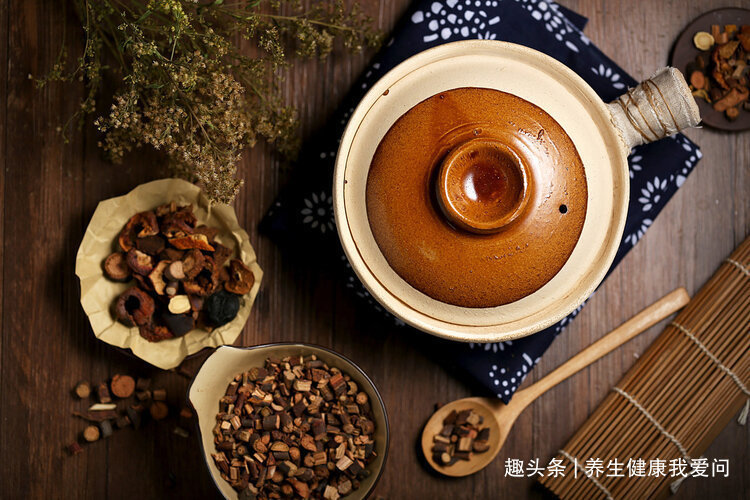 食物|劝告服中药期间,4种食物再馋也要忍住,不然中药相当于白喝