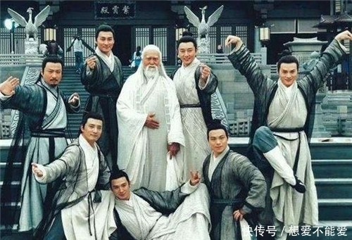 张三丰为何终身不娶?专家:将他7个弟子名字连起来,你就明白了