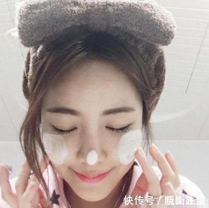 防晒 女孩涂防晒霜时,记住“3不要”,很多人都忽视了,难怪皮肤更黑