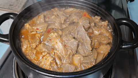 “小寒”气节天寒冷,做一道“萝卜炖羊肉”,驱寒暖胃真好吃