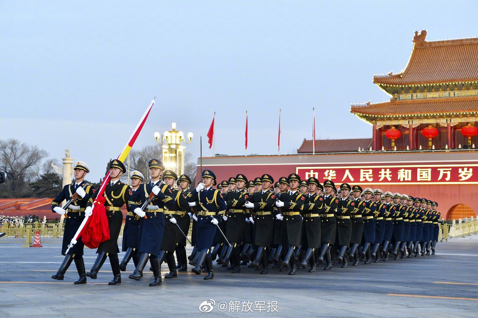 升旗|现场图来了！2022天安门第一场升旗