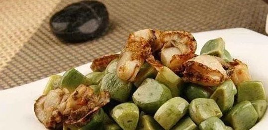 被南方人多次吐槽的4种美食,北方人却津津有味,顿顿吃