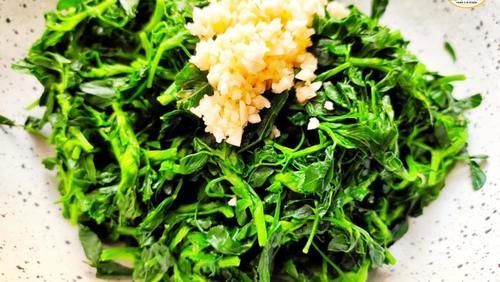 陈醋|“头茬赛人参”,此菜春季吃正当时,清香鲜嫩,营养美味