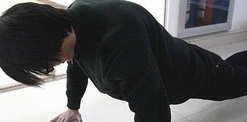 身体机能|为何要常做俯卧撑?男性每天做40个俯卧撑,好处多到你想不到