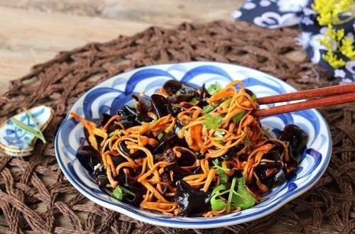 过年待客不用愁，分享10道凉拌菜，有荤有素，营养好吃又实惠