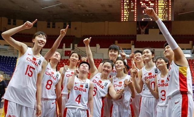 女篮|意外!中国女篮女版詹姆斯公开“征婚”,直言:单身只因个子太高