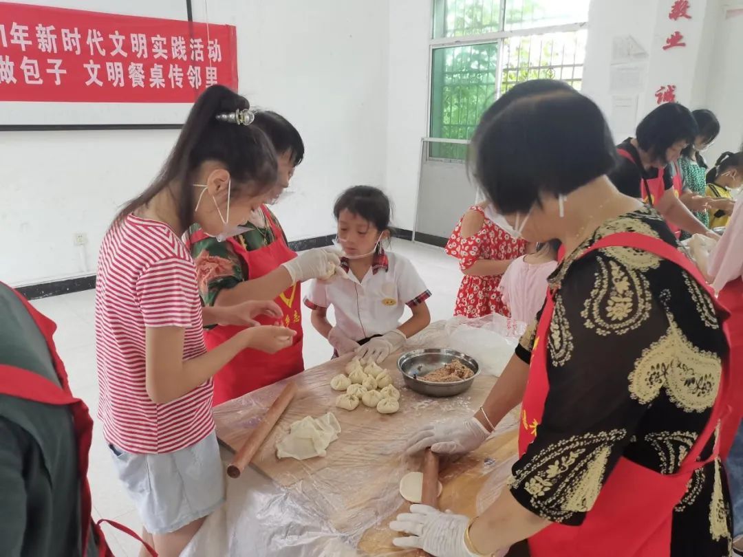 留守儿童|新时代文明实践：南台乡：爱为馅情做皮包出浓浓邻里情