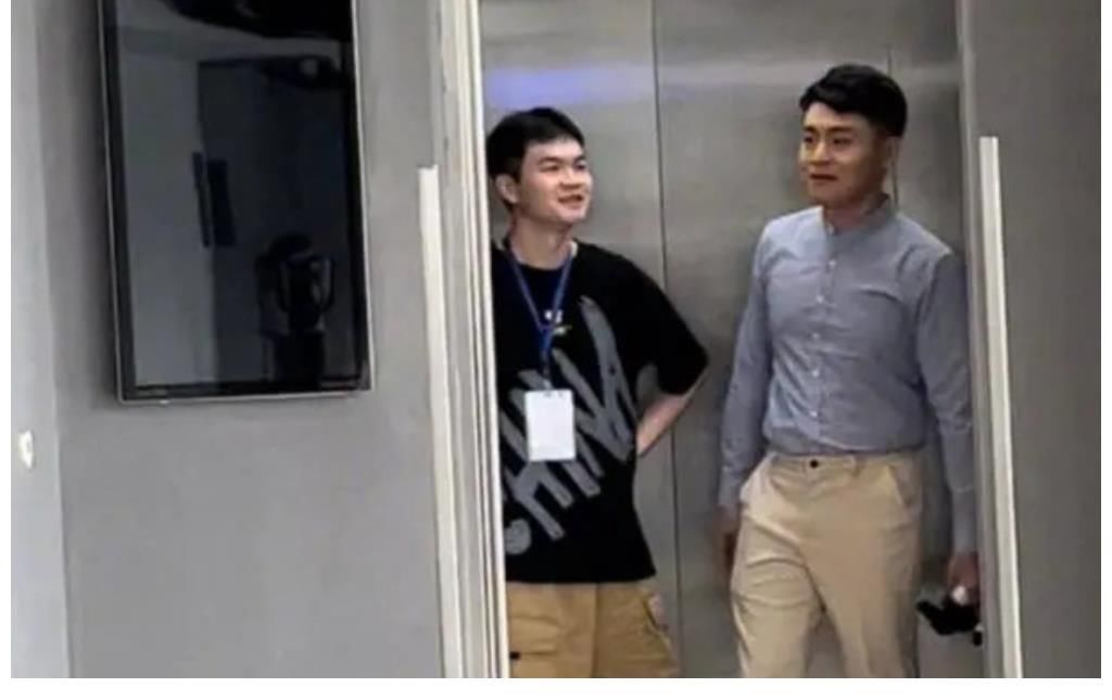 令人心動的offer3醫學生季官宣，路透有毛不易、周深還有醫生陶勇