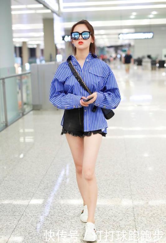 初秋衬衫穿不出新意试试这样搭,造型会更出众