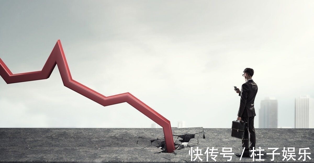 房企|资金压力大，房企普遍面临破产压力，只能“降价”自救