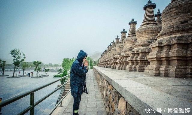 灭亡的西夏王朝，为何要建世界罕见的108座佛塔