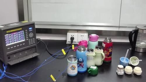 身体健康|保温杯里藏“猫腻”:这些方式你别用,热水进去变毒水,防不胜防