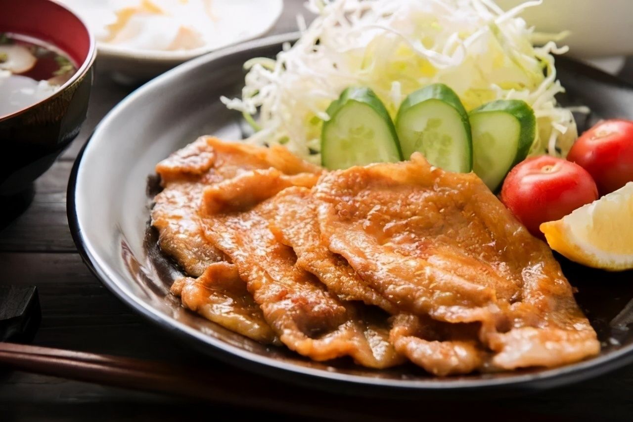 仪式感|贴秋膘,做一道日式猪肉生姜烧,给初秋的仪式感