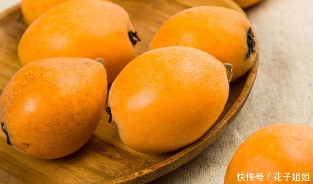 枇杷中|冬天不妨多给孩子吃此果,有助于改善视力,值得分享