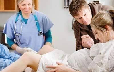 准爸爸|你在产房生孩子时,老公在干吗宝妈电视剧都是骗人的