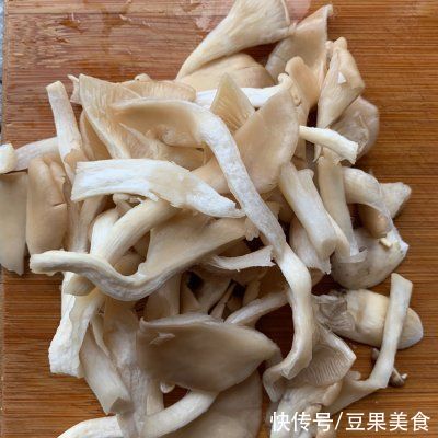 赤松茸|学会这些乳鸽菌菇汤,孩子多吃三碗饭