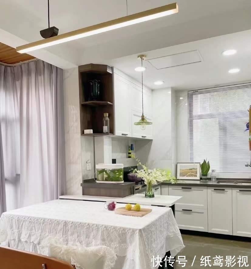 墙面|90后小夫妻,因太会布置而走红,把138㎡婚房装成网友们的理想家