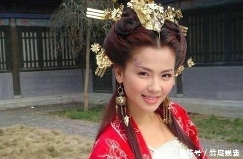 绝对#才子出的上联,一百多年无人能对,小学老师对出下联,被誉为绝对