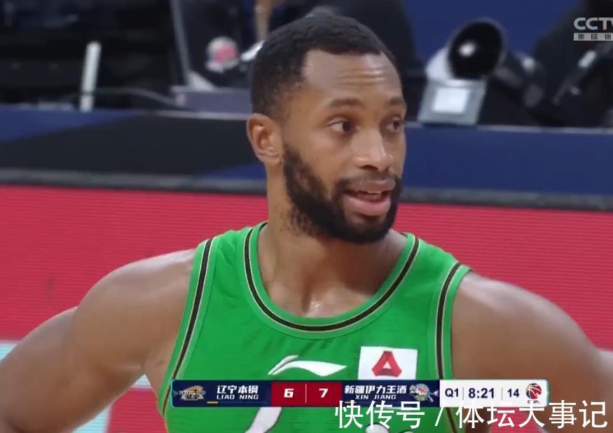 辽宁队|半场输15分!新疆外援20+11,辽宁队篮板球被爆,郭艾伦仅6分