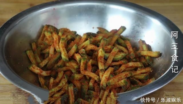 萝卜干的秘制做法,只需这2步,做出来香辣又脆嫩,开胃又解馋