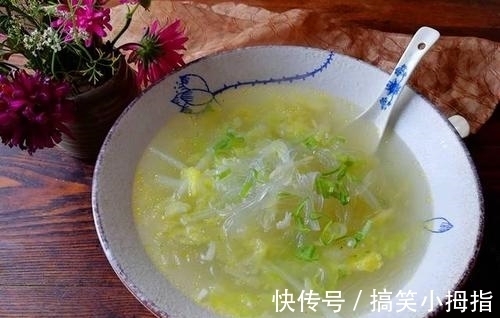 白菜粉丝汤|白菜粉丝汤,清淡,养胃,鲜香可口,促进消化而为营养丰富