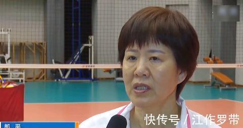 运动员们|排队长传出喜讯，郎平终于可以安心卸任了，男友身份逐渐藏不住了