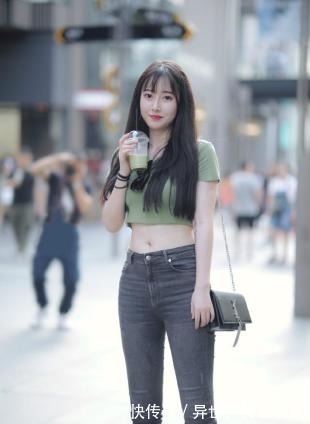 个性|牛仔裤穿搭也需要个性，这样才能秀出自己的专属风格