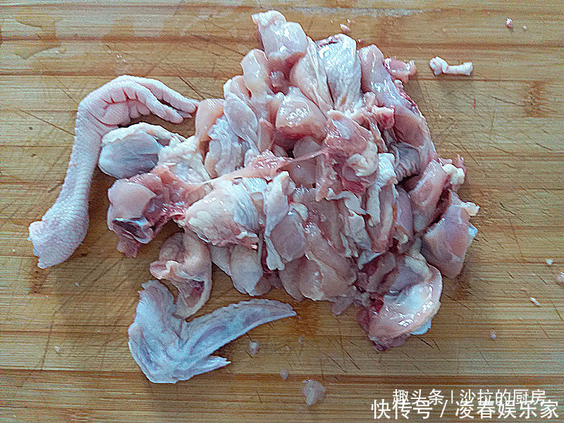 猪牛羊肉都靠边站，天冷最该吃此肉，更滋补，16元就能买1只