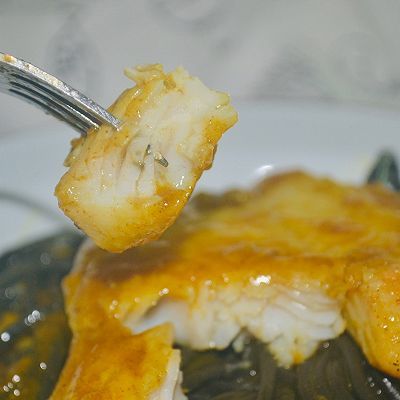 咖喱酱|咖喱巴沙鱼盖浇墨鱼汁意面