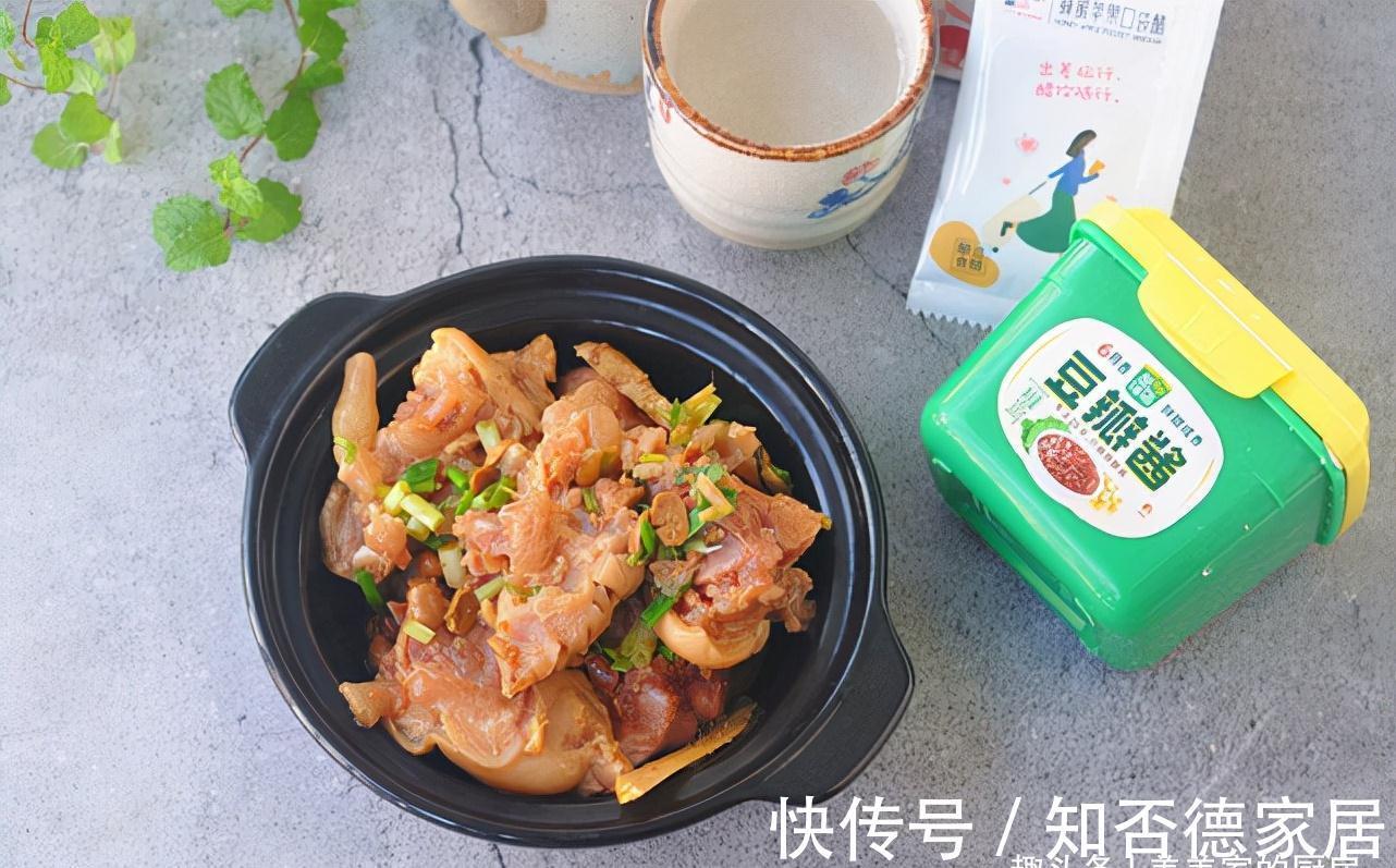 烧排骨|男人们最爱的一道菜,加水一焖就好,香软细嫩,天气越冷越馋它!