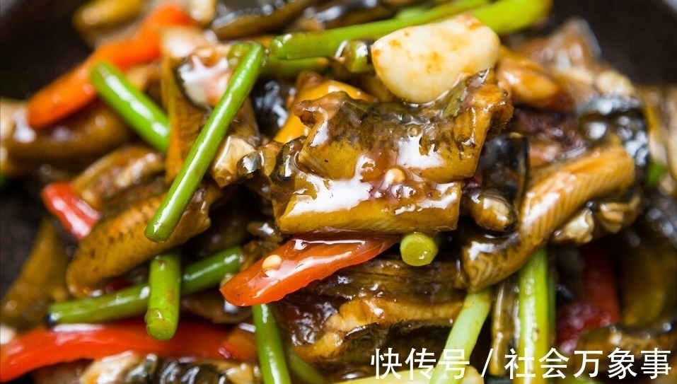 黄鳝不管怎么做,都不要直接下锅,多加1步,黄鳝鲜嫩无腥味