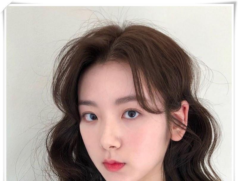 下巴|颧骨高下巴短大方脸,深度解析三大脸型,选择更适合自己的发型