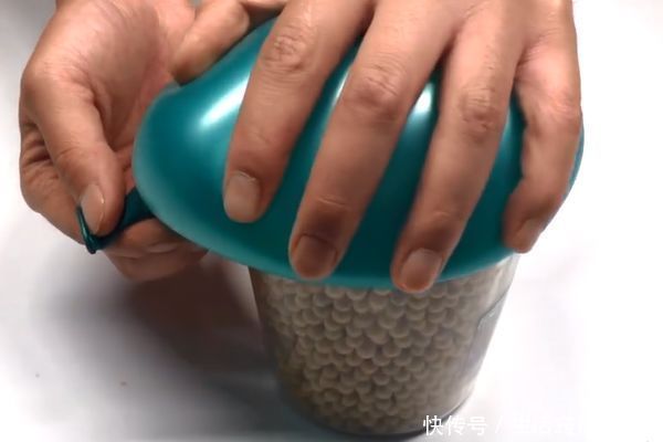 冰箱|把气球装水放冰箱里冻一冻,好多人不知道有啥用,学会受用一生!