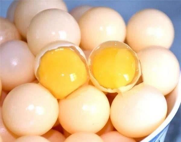 這蛋的含鈣量比雞蛋高4倍,卻比鵪鶉蛋還小,很少有人吃過