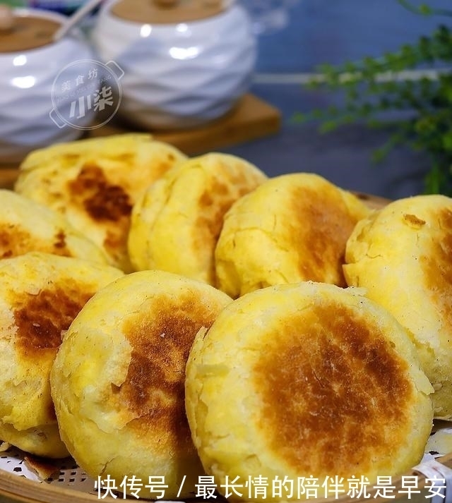 做烧饼别用水,这做法太香了,皮酥里软,空口能吃撑,比面包都香
