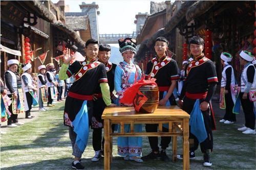 中国最长的姓氏有多长字数多达20个,考生考试时简直要哭了