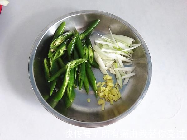 杭椒|鸡身上“最值钱”的部位，卖鸡的都留着自己吃，识货的都抢着买