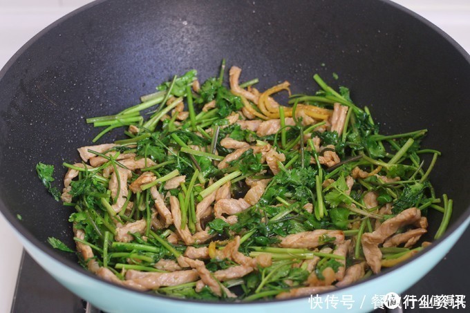 这样做的菜香到没朋友,简单一炒特下饭