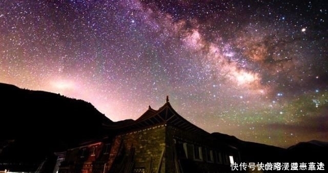 李白水平很高的一首诗,句句都是经典,年年入选小学课本!