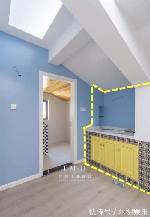 家庭成员|卫生间进门洗漱台,中间马桶,里面淋浴,怎么装?有哪些设计方案?