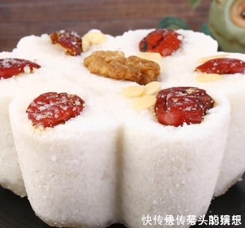 一袋牛奶俩鸡蛋,教你用糯米粉做发糕,养胃健脾蓬松软糯超好吃